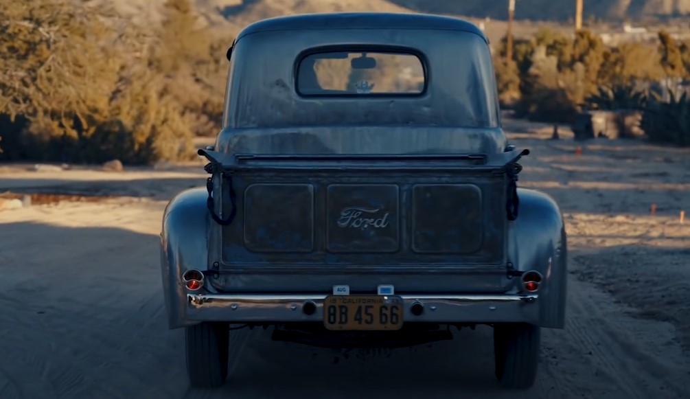 Rear end of the 1948 Ford F1 Truck