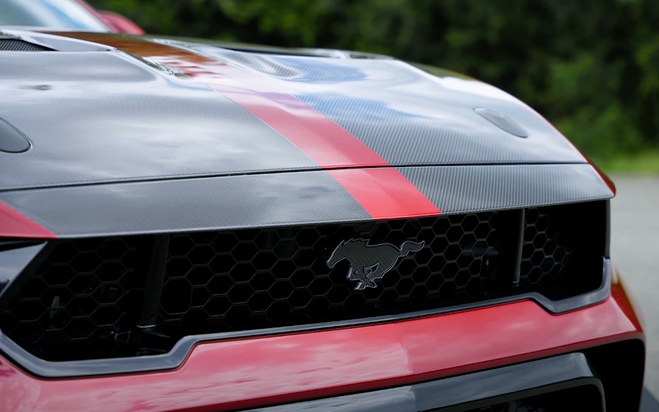 Black hood of the Mustang GTD with a red stripe