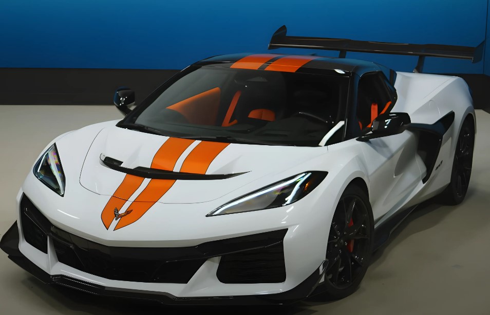 White Corvette ZR1 with orange stripes