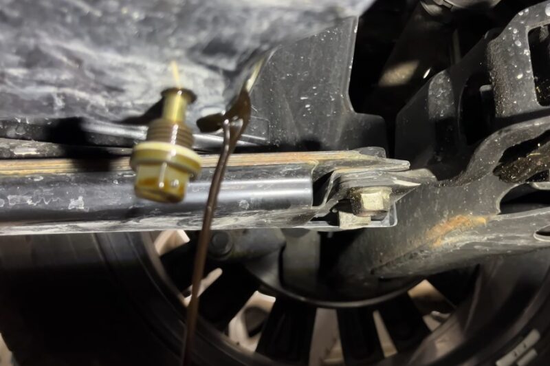 HOW TO GET RID OF ROUTINE MAINTENANCE REQUIRED MITSUBISHI OUTLANDER visual data 8