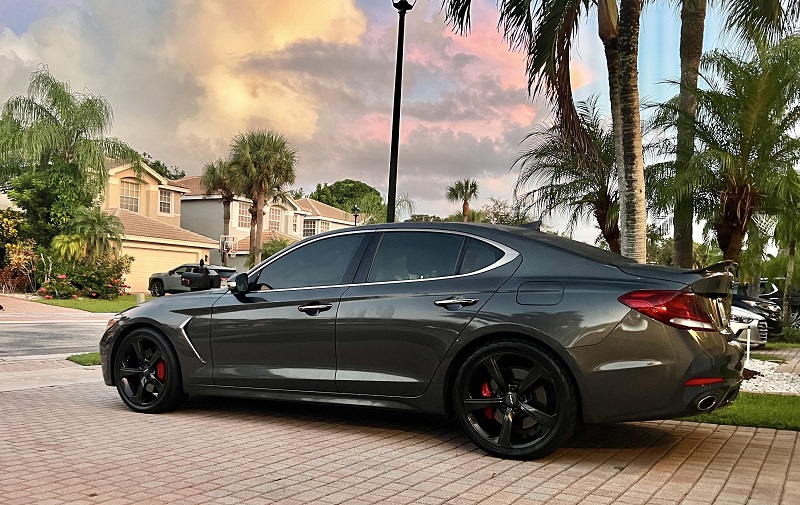 Wider rear tires on Genesis